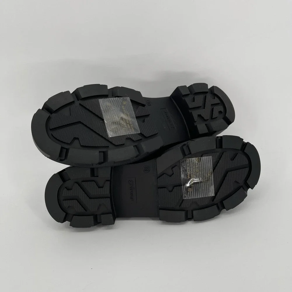 Forever Women's Black‎ Buckle Strap Chunky Lug Sole Berry-96 Loafers Size 8.5